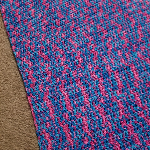 Crochet baby blanket - Picture 2 of 2